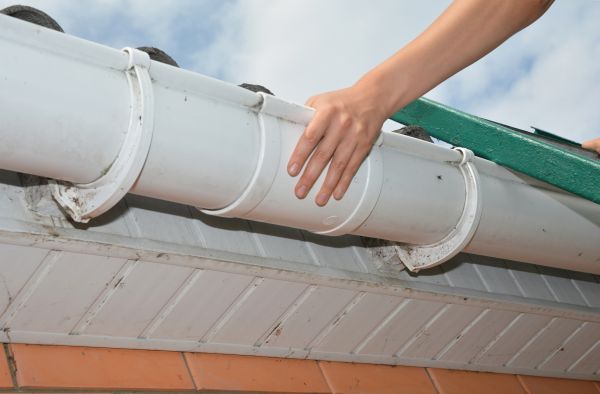 Gutter Reattachment in Fairborn