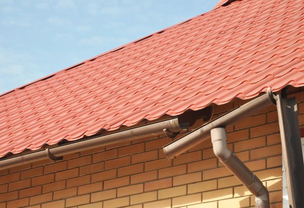 Loose Gutter Repair in Fairborn